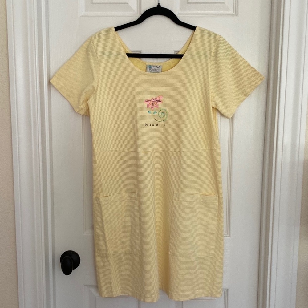 NWOT Fresh Produce Hawaii Short Sleeve Yellow Shirt dress size small Made in USA